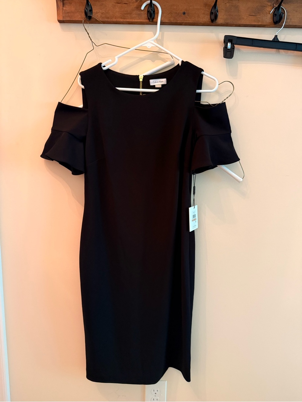 Calvin Klein Black Cold-Shoulder Ruffle-Sleeve Sheath Dress